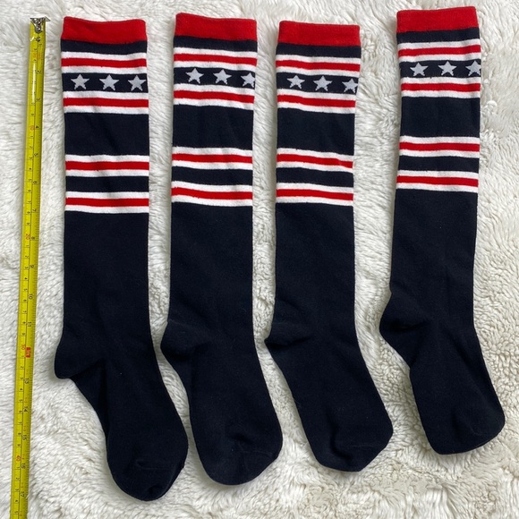 ๐คฉ๐ค 2 PAIR KNEE SOCKS - Picture 2 of 2